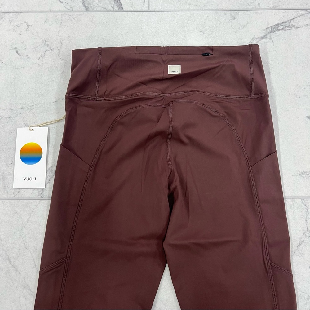 (VO-3) VUORI Stride Legging In Chestnut - Picture 5 of 5